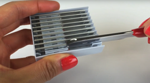 Load image into Gallery viewer, Feather Styling Razor