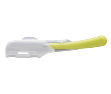 Load image into Gallery viewer, Feather Shaving Straight Razor with Blade Cover