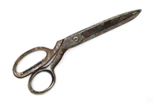 Load image into Gallery viewer, SHARPKAI Restoring Vintage Fabric Shears