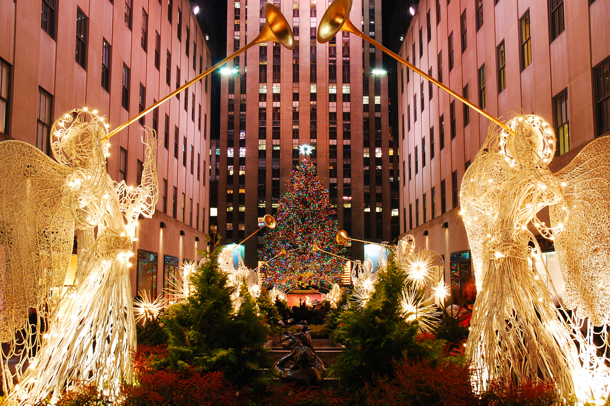 Lighting Up the Holidays – SHARP KAI