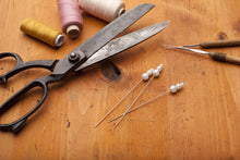 Load image into Gallery viewer, SHARPKAI Restoring Vintage Fabric Shears
